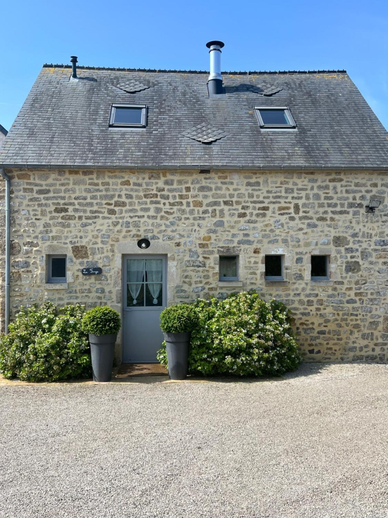 Vila La Forge, Gite Familial,A Sainte Mere Eglise Exteriér fotografie